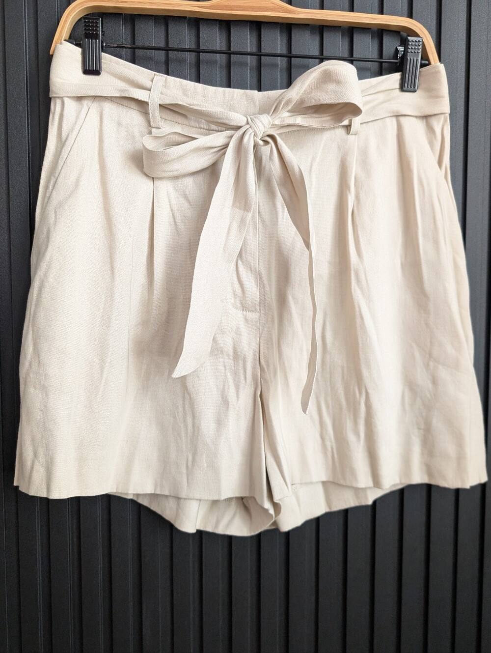 Antonio Melani Amee Natural Linen High-Rise Shorts NWT | Size 6